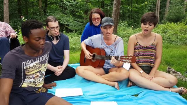 Das Lied zum Traum der 10 - Wir bewegen uns