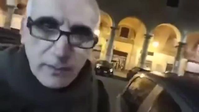 Warnung eines römischen Priesters