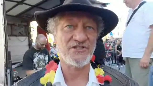 4-9-2021 Linz -  Interview mit Karl Hilz - Polizeibeamter aD aus München