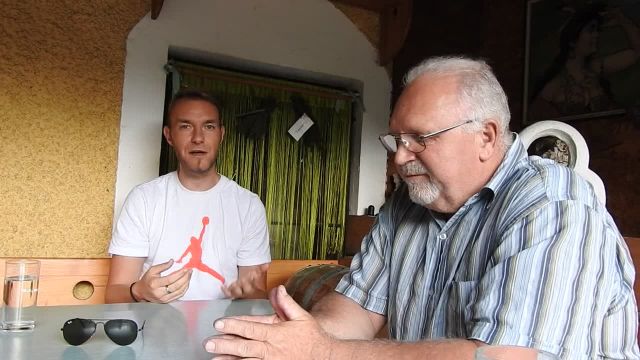 Philip aus Berlin- Anders wär´s mir lieber!