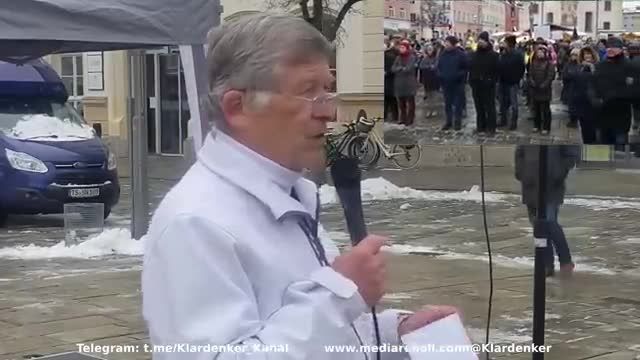 Major a.D. Florian Pfaff  Kronzeuge zum Ukraine Krieg - Traunstein 28.01.2023